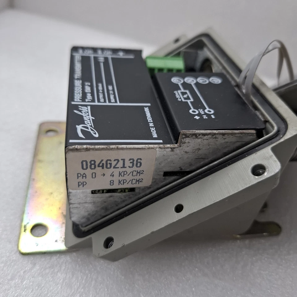 DANFOSS EMP2 084G2136 PRESSURE TRANSMITTER 24VDC EMP2